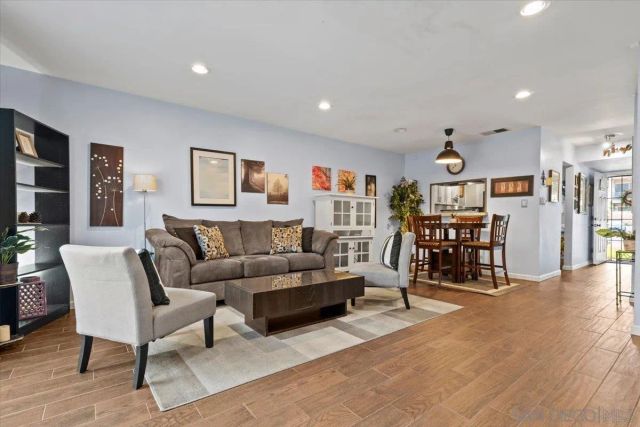 6821 Alvarado Road 2, San Diego, CA 92120