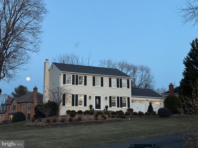 777 FOLLIN FARM LN, Great Falls, VA 22066