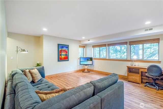 1 Rosebud Place, Bellingham, WA 98229