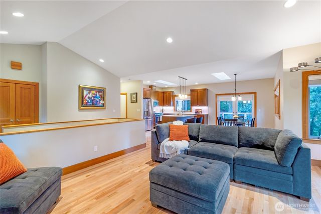 1 Rosebud Place, Bellingham, WA 98229