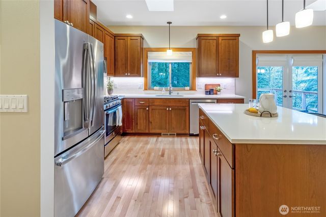1 Rosebud Place, Bellingham, WA 98229