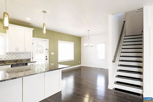 903 NASSAU ST, Charlottesville, VA 22902