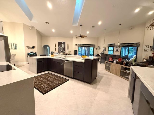 8472 NW 52nd Place, Coral Springs, FL 33067