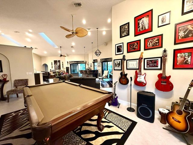 8472 NW 52nd Place, Coral Springs, FL 33067