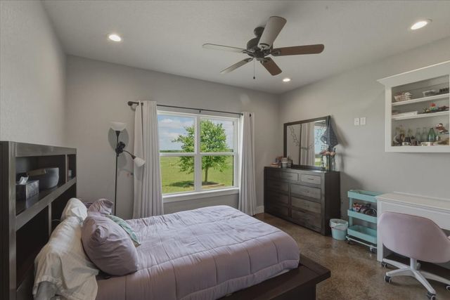 5805 S Fm 113, Millsap, TX 76066
