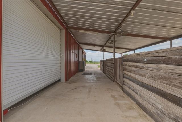 5805 S Fm 113, Millsap, TX 76066