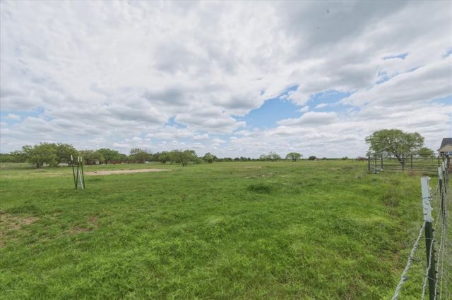 5805 S Fm 113, Millsap, TX 76066