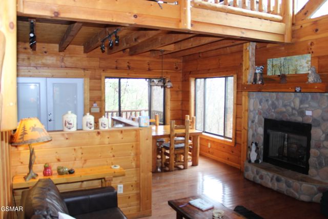 2232 E View Drive, Sevierville, TN 37876