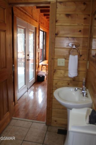 2232 E View Drive, Sevierville, TN 37876