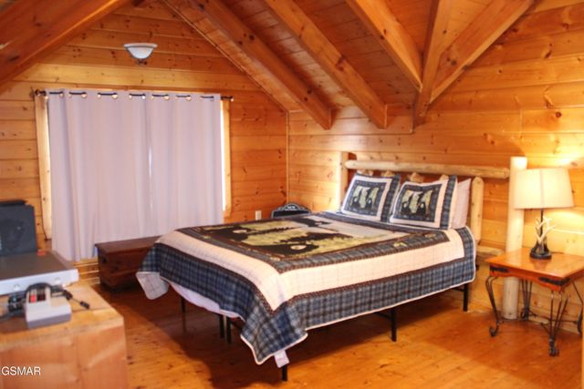 2232 E View Drive, Sevierville, TN 37876