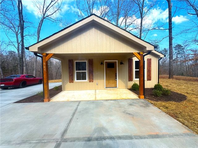 565 whippoorwill Lane, West Union, SC 29696