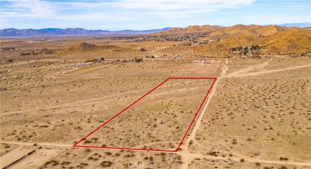 18200 E Avenue P, Palmdale, CA 93591