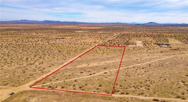 18200 E Avenue P, Palmdale, CA 93591