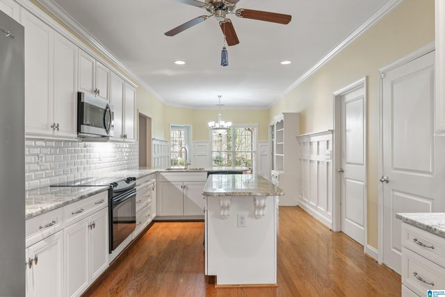 156 SCARLET LANE, Chelsea, AL 35043