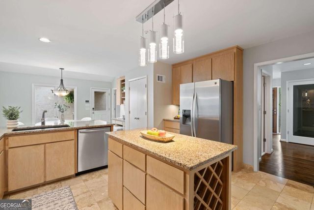 2535 The Fifth Fairway, Roswell, GA 30076