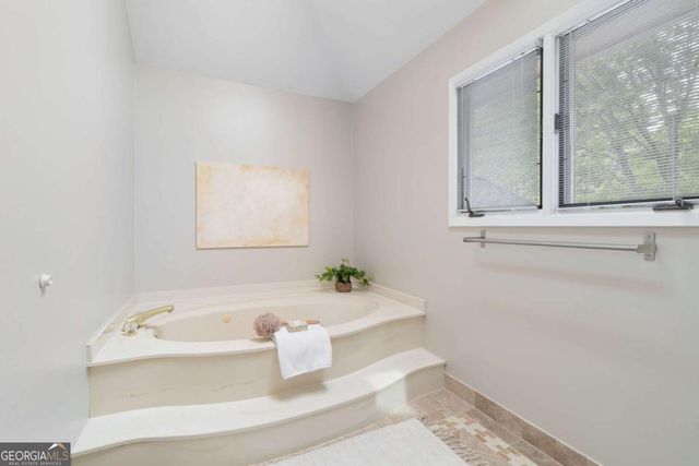 2535 The Fifth Fairway, Roswell, GA 30076