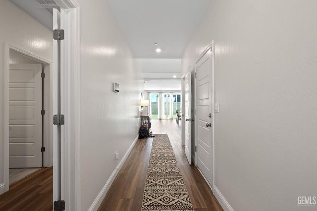 9501 Eagle Creek Drive, Shafter, CA 93263