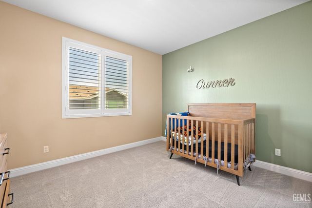 9501 Eagle Creek Drive, Shafter, CA 93263