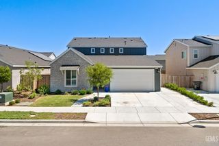 9501 Eagle Creek Drive, Shafter, CA 93263