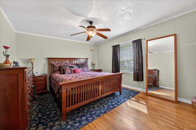 35 E Garland Avenue, Fresno, CA 93704