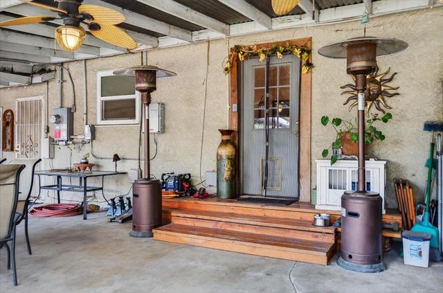 35 E Garland Avenue, Fresno, CA 93704