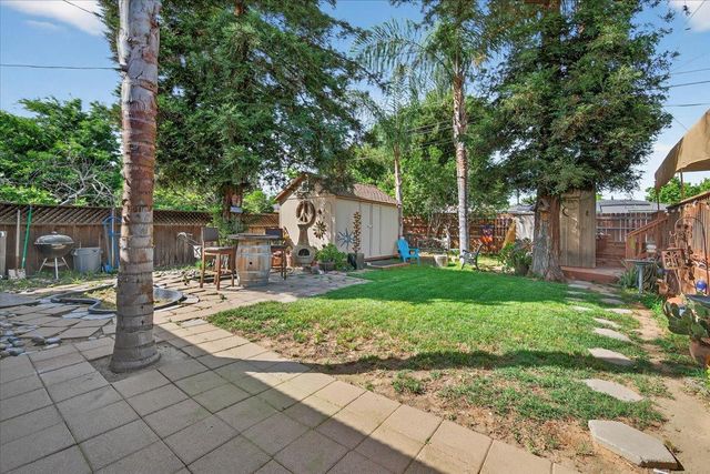 35 E Garland Avenue, Fresno, CA 93704