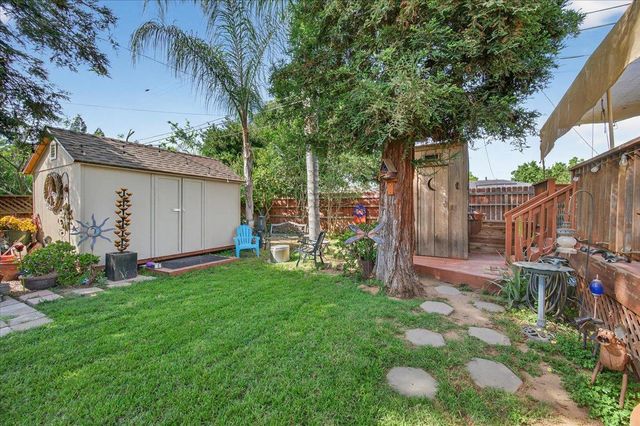 35 E Garland Avenue, Fresno, CA 93704