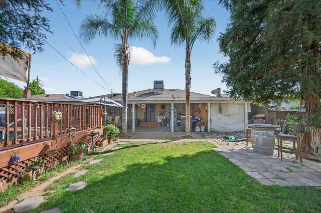 35 E Garland Avenue, Fresno, CA 93704