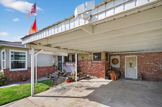 35 E Garland Avenue, Fresno, CA 93704