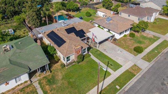 35 E Garland Avenue, Fresno, CA 93704