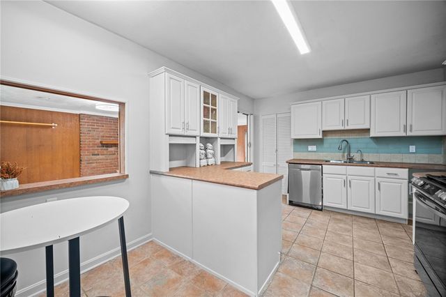 405 Routh St, Monroeville, PA 15146