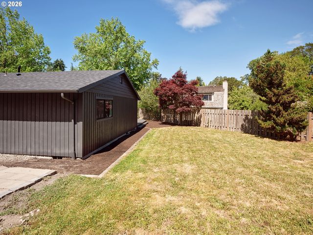 15565 Sw BRISTOL Ln, Beaverton, OR 97007