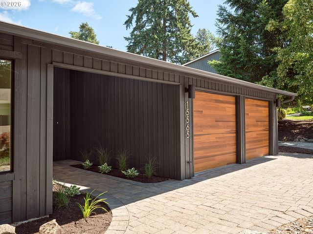 15565 Sw BRISTOL Ln, Beaverton, OR 97007