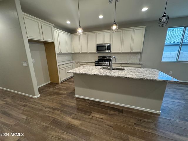 10207 S MOONLIT RIVERWALK Trail, Vail, AZ 85641