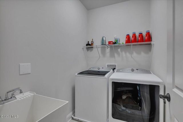 32 River Rock Drive, Milton, NY 12863