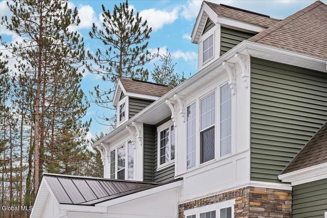 32 River Rock Drive, Milton, NY 12863