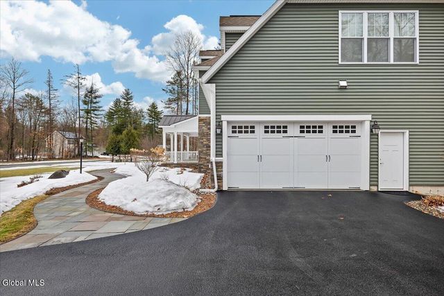 32 River Rock Drive, Milton, NY 12863