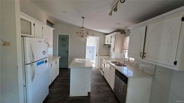 6833 South, Phelan, CA 92371