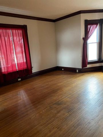 1009 PIERCE AVENUE, Marinette, WI 54143