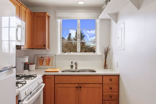 530 Garcia 11, Santa Fe, NM 87505