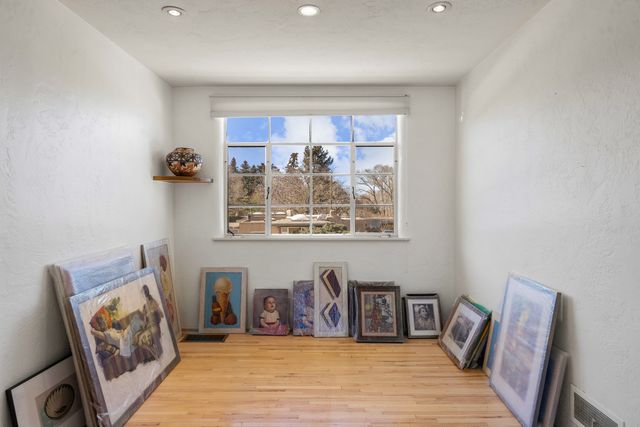 530 Garcia 11, Santa Fe, NM 87505