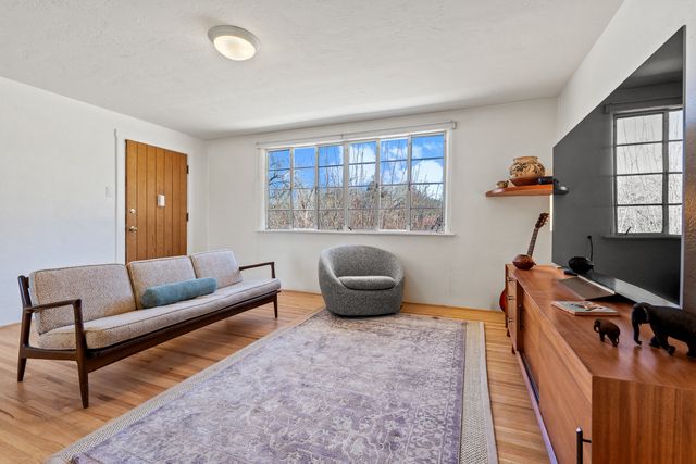 530 Garcia 11, Santa Fe, NM 87505