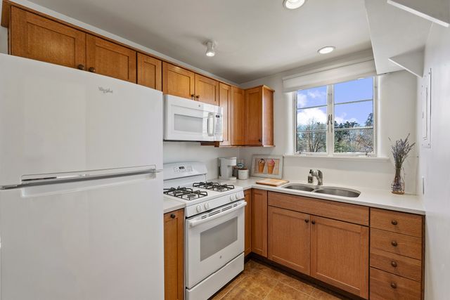 530 Garcia 11, Santa Fe, NM 87505