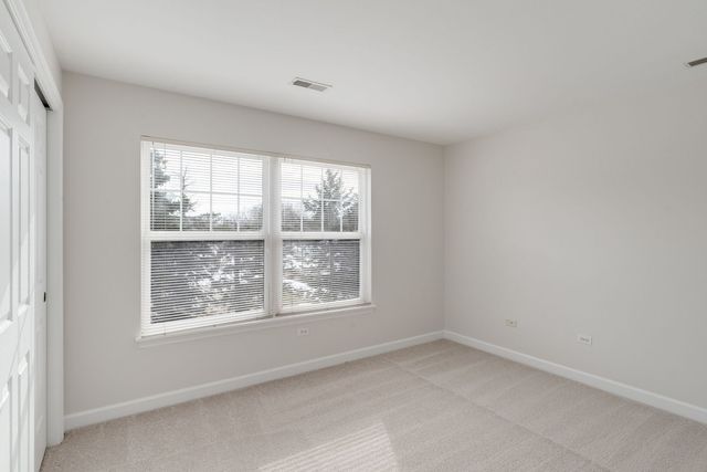 475 S Commons Court, Deerfield, IL 60015