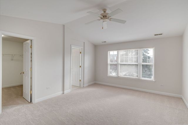 475 S Commons Court, Deerfield, IL 60015