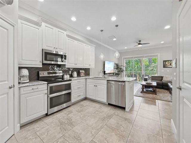 3137 MOORINGS DRIVE S, St Petersburg, FL 33712