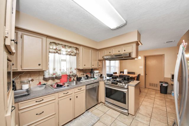 1115 Calderwood Drive, Houston, TX 77073