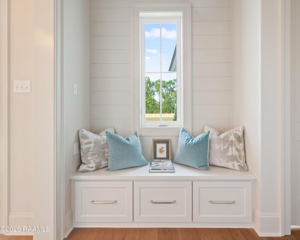 117 Leaning Oak Drive, Lafayette, LA 70508