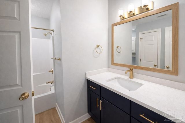 2105 Tucson Ave, Pensacola, FL 32526