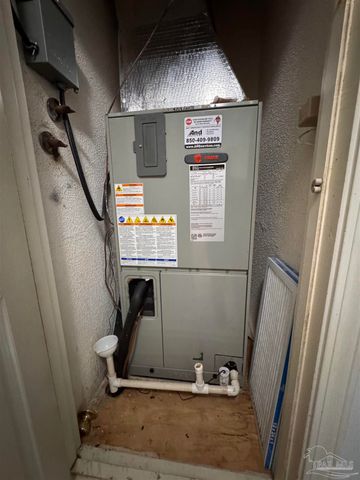 2105 Tucson Ave, Pensacola, FL 32526